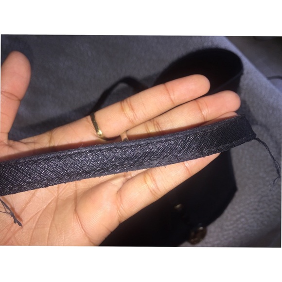 💕❤️😍MAKE AN OFFER! MICHAEL KORS BLACK TOTE😍❤️💕 - Picture 5 of 6